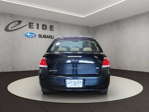 Used 2010 Ford Focus SE FWD image 11