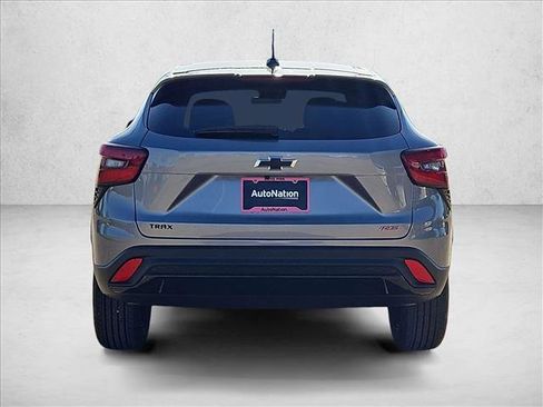 New 2026 Chevrolet Trax RS FWD image 8