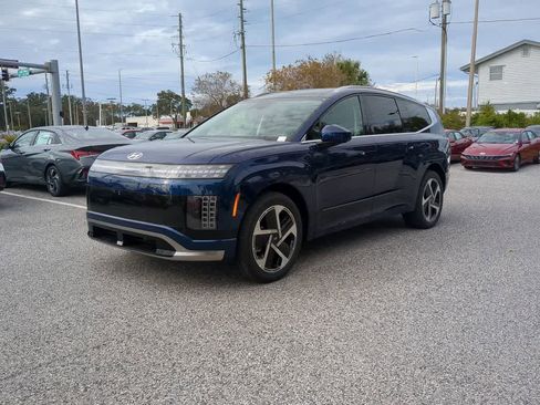 New 2026 Hyundai Ioniq 9 Calligraphy image 2