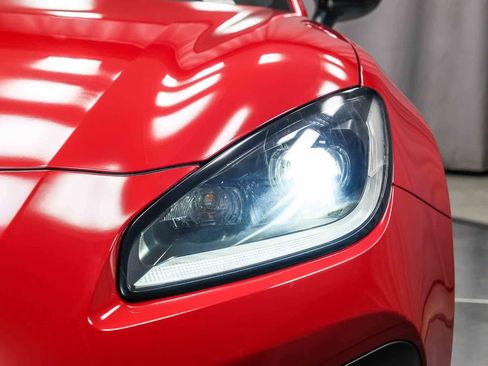 Used 2025 Toyota GR86 w/ ALL Weather Mat Package (TMS) image 12