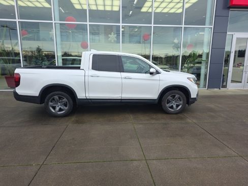 Used 2022 Honda Ridgeline RTL-E image 4