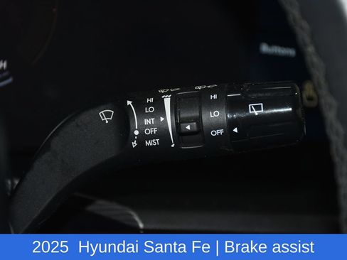 Used 2025 Hyundai Santa Fe SEL AWD/4WD image 13