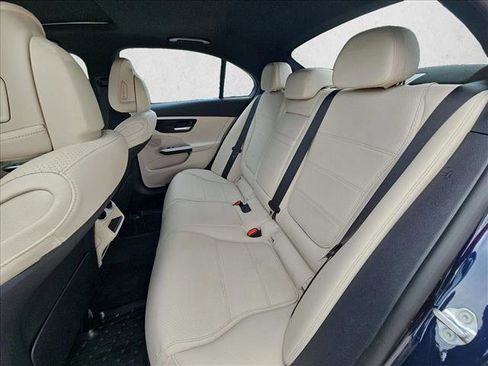 Used 2023 Mercedes-Benz C 300 4MATIC Sedan image 18