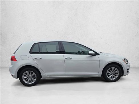 Used 2015 Volkswagen Golf S FWD image 4