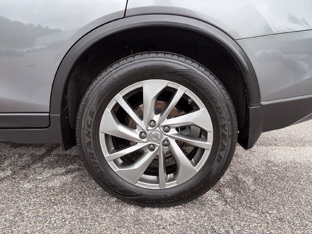 Used 2015 Nissan Rogue SL w/ SL Premium Package FWD image 40