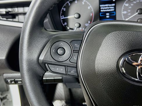 Used 2023 Toyota Corolla SE FWD image 19