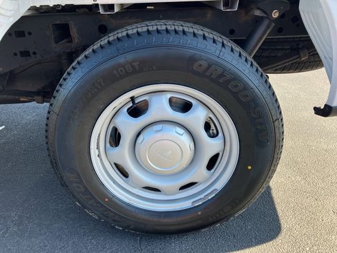 Used 2019 Ford F150 XL w/ Equipment Group 101A Mid RWD image 14