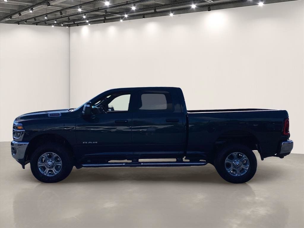 Used 2026 RAM 2500 Big Horn AWD/4WD image 4
