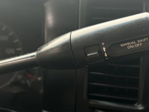 Used 2016 Nissan NV 2500 SV w/ Technology Package image 36