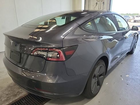 Used 2023 Tesla Model 3 Standard Range RWD image 4