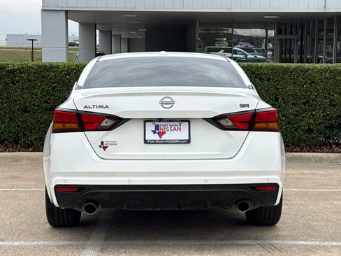 Used 2024 Nissan Altima 2.5 SR image 8