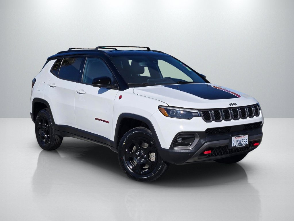 Used 2023 Jeep Compass Trailhawk w/ Trailhawk Elite Group AWD/4WD image 1