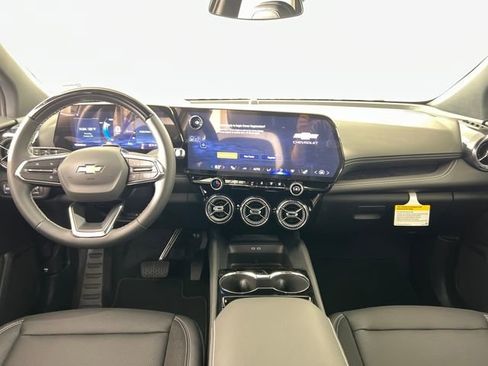 New 2026 Chevrolet Blazer EV LT w/ Super Cruise Package FWD image 12