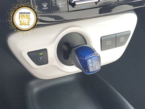 Certified 2018 Toyota Prius Two image 23