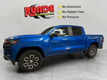 Used 2024 Chevrolet Colorado Z71 w/ Z71 Convenience Package 2
