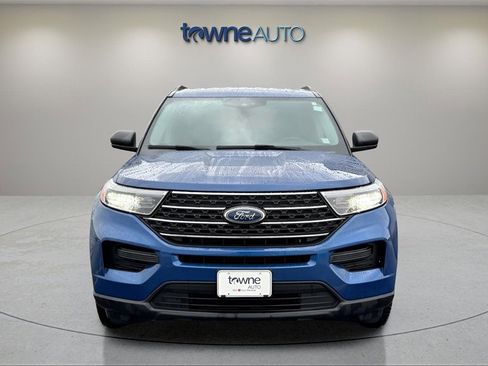 Used 2022 Ford Explorer XLT image 8