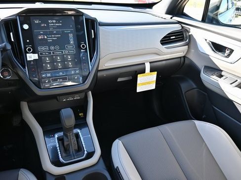 New 2025 Subaru Forester Limited image 10