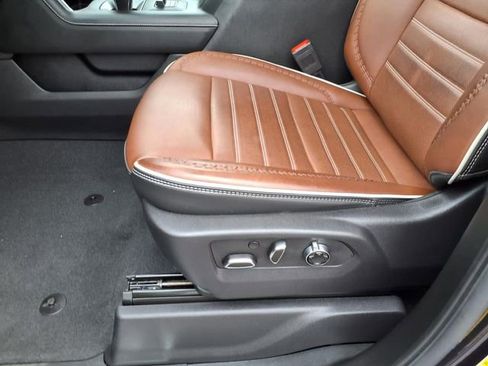 Used 2024 GMC Sierra 1500 Denali Ultimate image 16