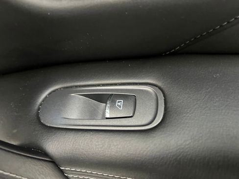 Used 2024 INFINITI QX80 Luxe image 23