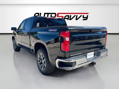 Used 2023 Chevrolet Silverado 1500 LT AWD/4WD image 5