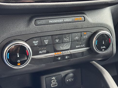 Used 2025 Ford Escape ST-Line FWD image 26