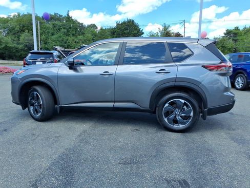 Certified 2024 Nissan Rogue SV AWD/4WD image 8