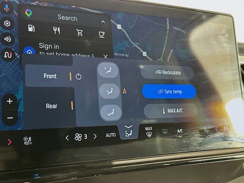 Used 2025 Ford Expedition Platinum image 24