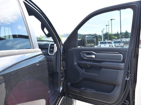 Used 2019 RAM 1500 Big Horn AWD/4WD image 24
