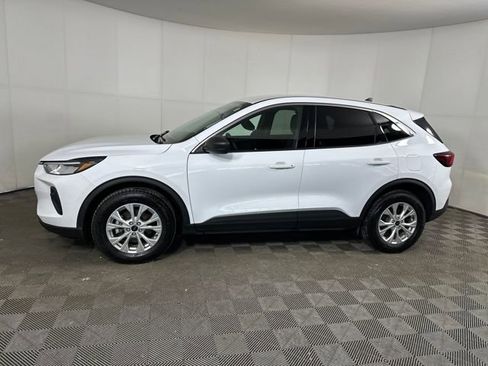 Used 2023 Ford Escape Active image 6