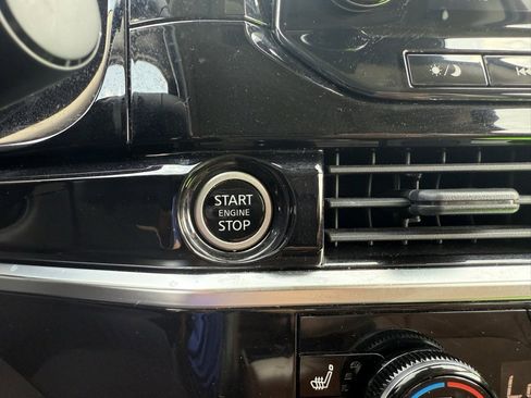 Used 2022 Nissan Pathfinder Platinum w/ Cargo Package image 48