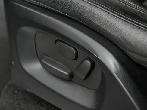 Used 2014 Land Rover Range Rover image 23