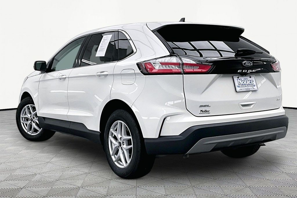 Certified 2024 Ford Edge SEL w/ Convenience Package AWD/4WD image 13