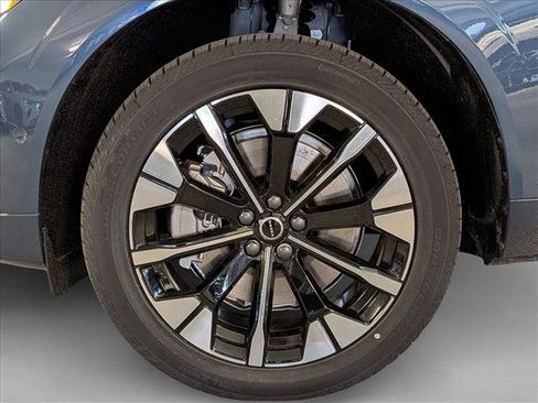 New 2026 Volvo XC60 T8 Plus w/ Protection Package Premier AWD/4WD image 10