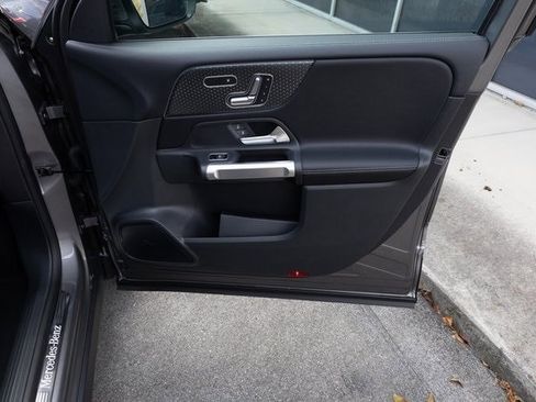 Certified 2025 Mercedes-Benz GLB 250 4MATIC image 20