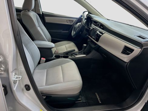Used 2014 Toyota Corolla LE image 31