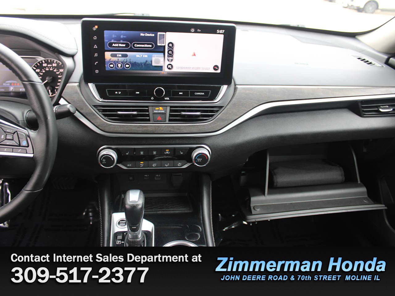 Used 2023 Nissan Altima 2.5 SV w/ SV Premium Package AWD/4WD image 17
