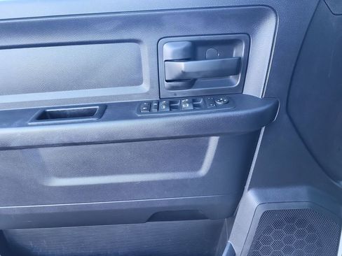 Used 2016 RAM 3500 Tradesman w/ Chrome Appearance Group AWD/4WD image 10
