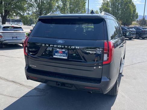 Used 2025 Ford Expedition Active AWD/4WD image 8