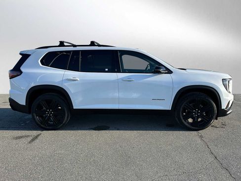 New 2026 GMC Acadia Elevation AWD/4WD image 2