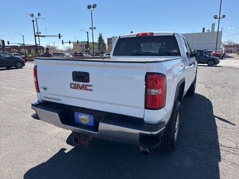 Used 2018 GMC Sierra 2500 4x4 Double Cab w/ Sierra Convenience Package image 10