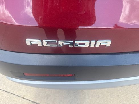 Used 2018 GMC Acadia SLE w/ LPO, Protection Package AWD/4WD image 11