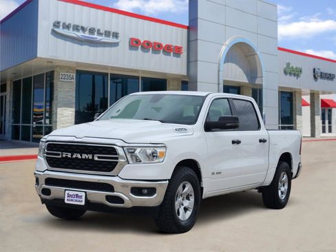 Used 2023 RAM 1500 Big Horn AWD/4WD image 2