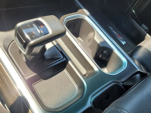 Used 2024 Chevrolet Silverado 1500 LT Trail Boss w/ Convenience Package II AWD/4WD image 28