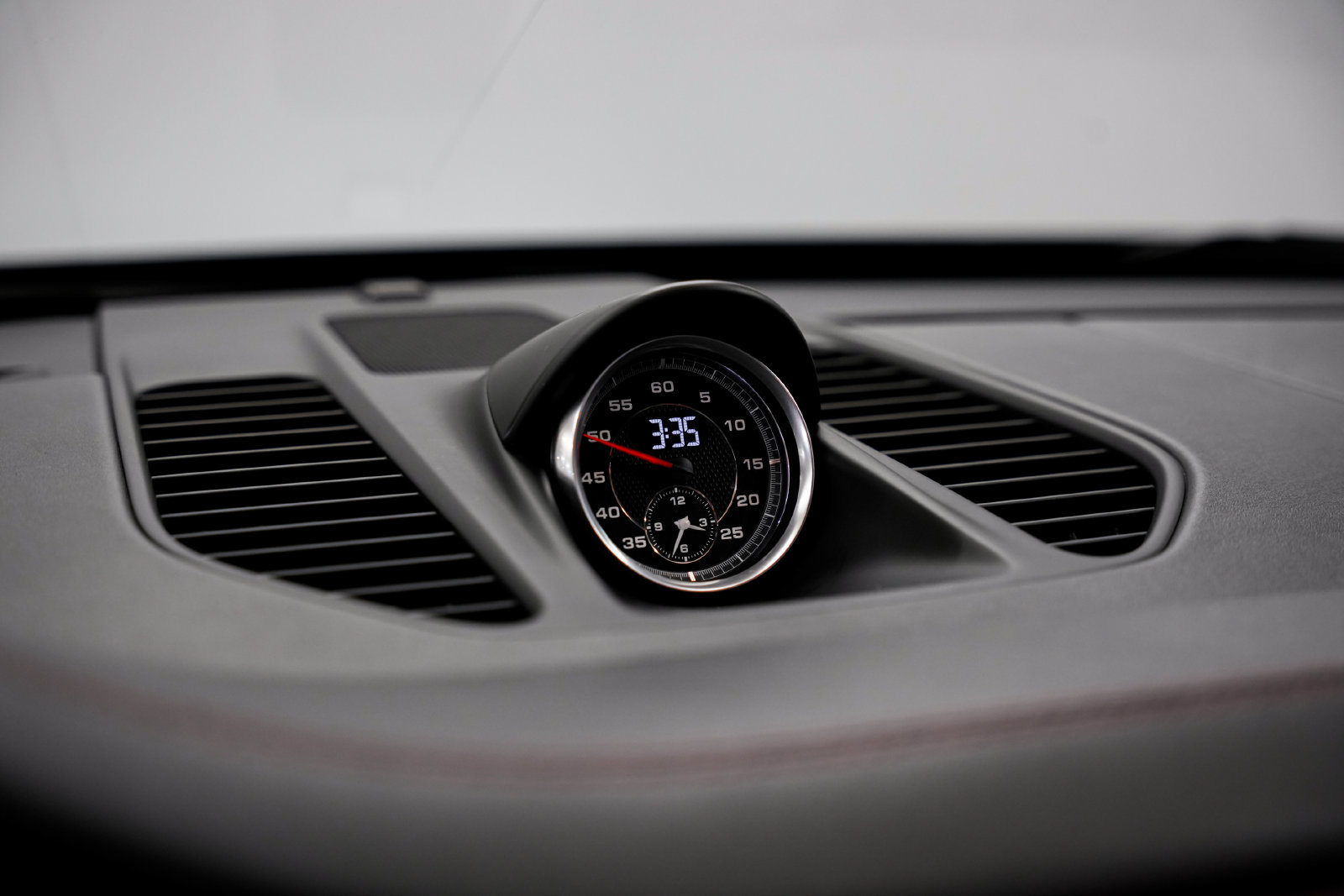 Used 2018 Porsche 911 Targa 4S AWD/4WD image 12