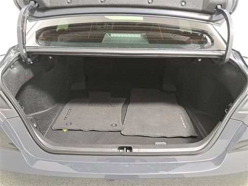 Used 2025 Toyota Camry SE image 10