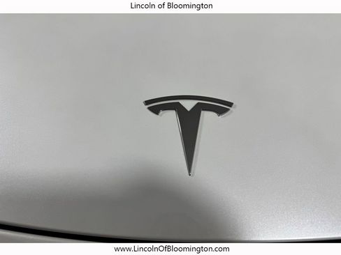 Used 2023 Tesla Model Y Long Range image 9