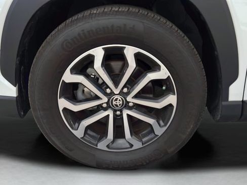 Used 2024 Toyota Corolla Cross AWD Hybrid image 24