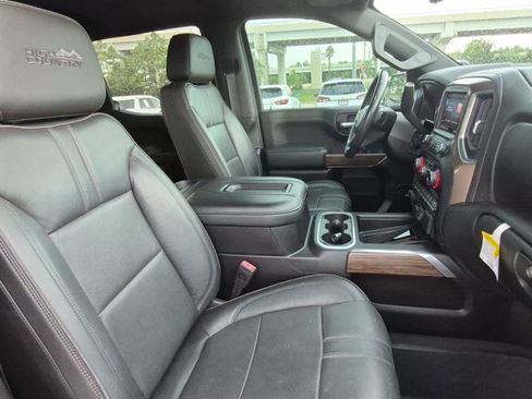 Used 2020 Chevrolet Silverado 1500 High Country w/ Technology Package AWD/4WD image 20