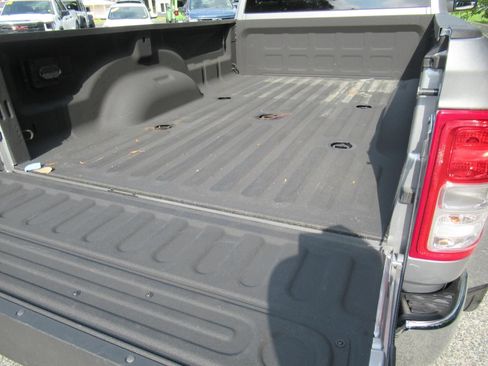 Certified 2024 RAM 3500 Tradesman w/ Chrome Appearance Group AWD/4WD image 31