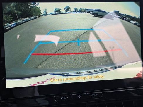 Used 2026 Toyota Corolla SE w/ SE Package FWD image 25